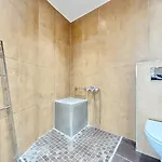 Daire Two Bedrooms And Two Bathrooms - 20lm *