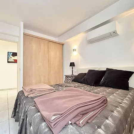 Apartmán Two Bedrooms And Two Bathrooms - 20lm *